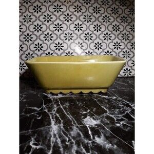 1950s Shawnee #163 pottery planter